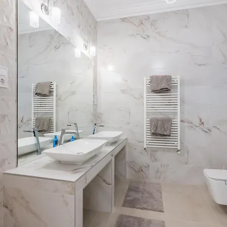 King Apartament Budapesta